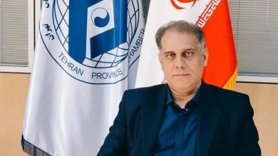 تجمیع سرمایههای خرد، کلید حل مشکلات اقتصادی و حذف واسطهها است تجمیع سرمایههای خرد، کلید حل مشکلات اقتصادی و حذف واسطهها است